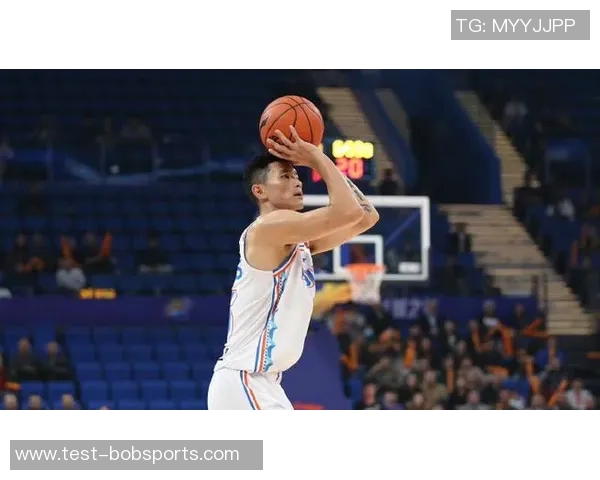 陈林坚：从青涩球员到篮球明星的成长之路与奋斗故事